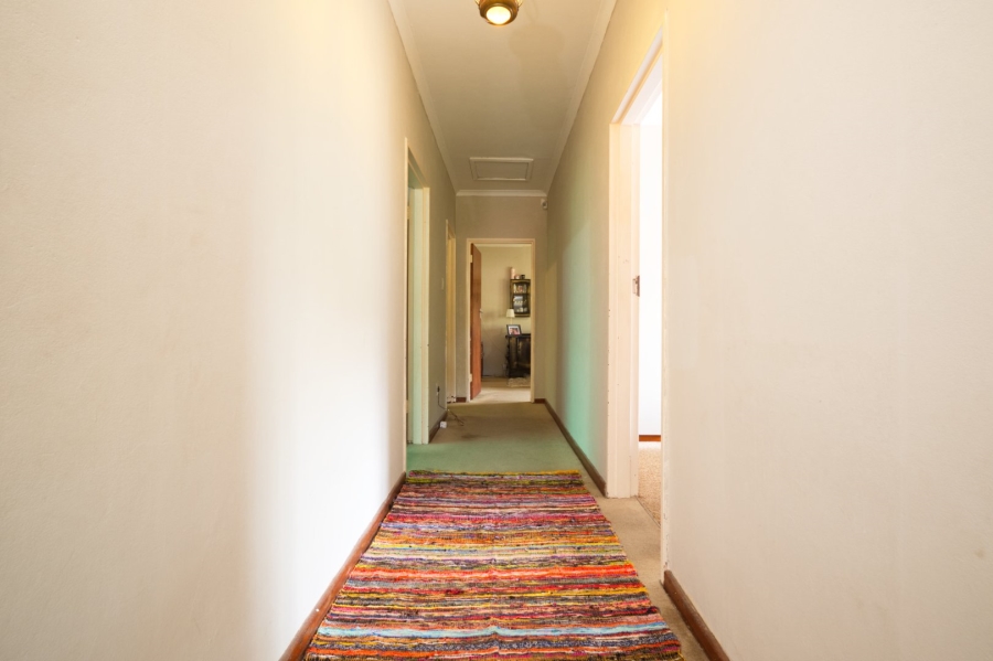 4 Bedroom Property for Sale in Kabega Park Eastern Cape